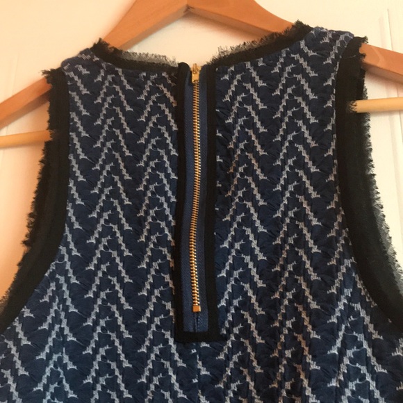 Blue tank top - Picture 3 of 4